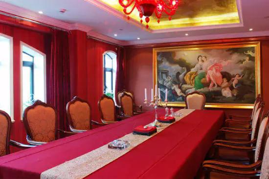 <b>老牌上海西餐厅，满满上海老记忆~</b>